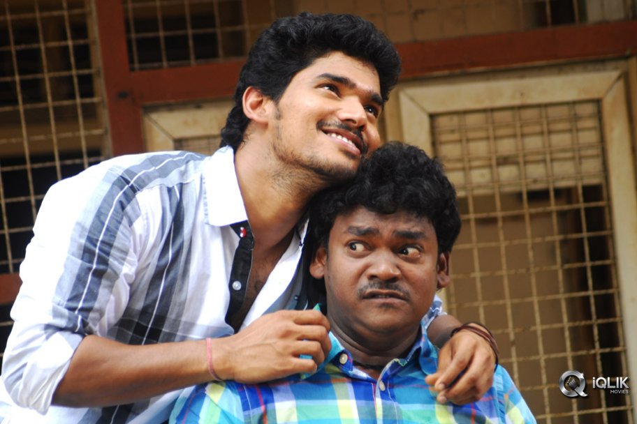 Undhile Manchi Kalam Mundhu Mundhuna